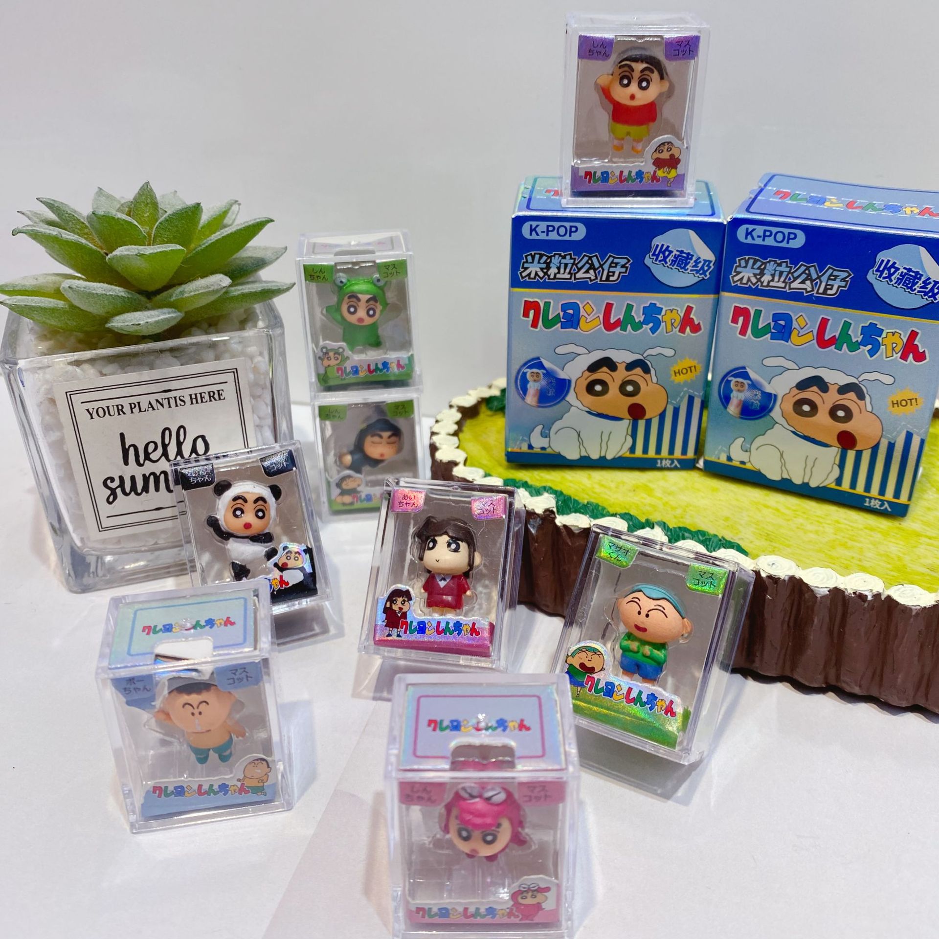 Crayon Shin Chan Animal Series - Resin Art Case review and price